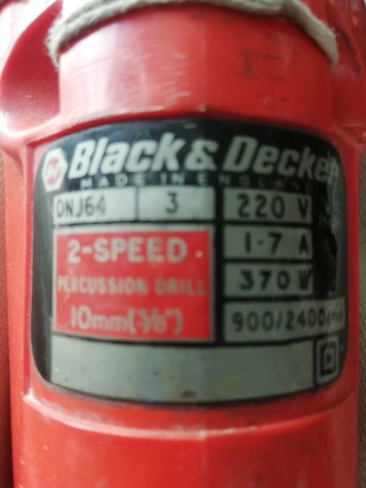 Vendo berbequim Bleck e decker de 2 velocidades usado