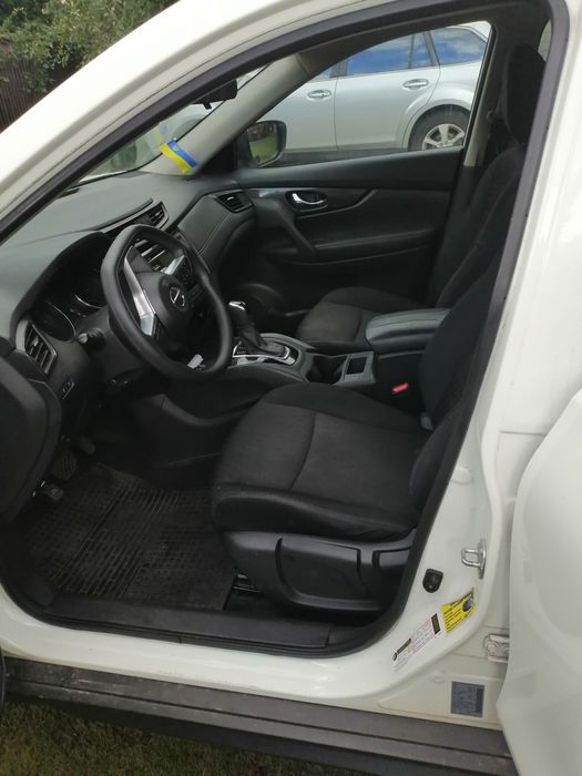 Продаж Nissan Rogue