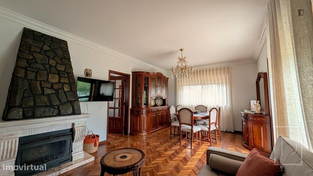 Casa com 4 quartos - localizado em Aveiro