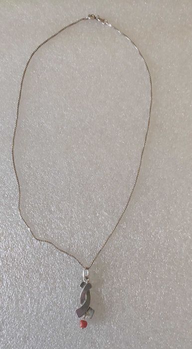 Łańcuszek srebrny z zawieszką , próba 925, PRL , koniec lat 80-tych