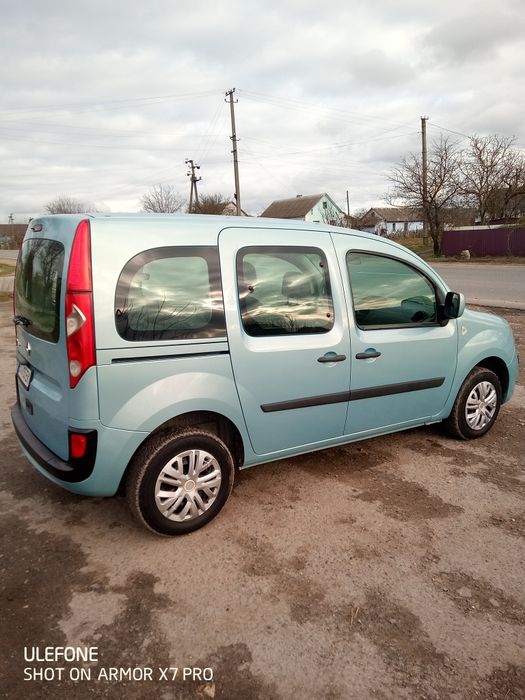 Рено Кенго. Оригінальний пасажир. Рідна фарба. Хороший стан, обслужена