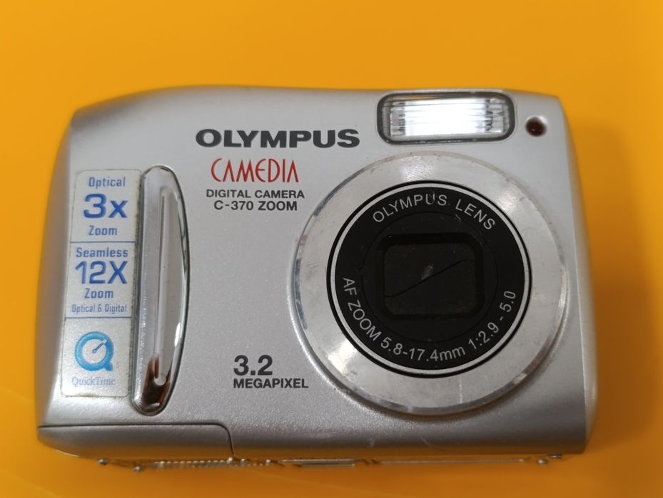 Aparat cyfrowy kompaktowy Olympus C-370, na  baterie AA, 99% OK