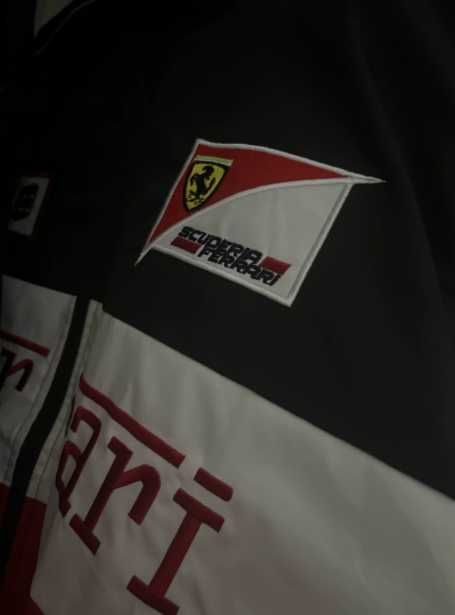 Fato de corrida F1, Ferrari, traje de corrida totalmente bordado