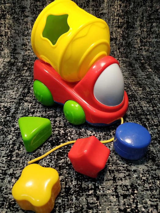 Chicco Car. Suitable from 12 months of age.