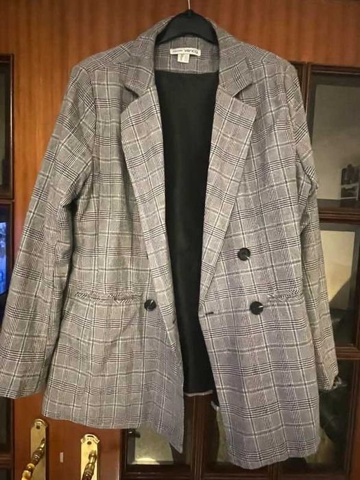 Blazer cinza tam 40 Venca