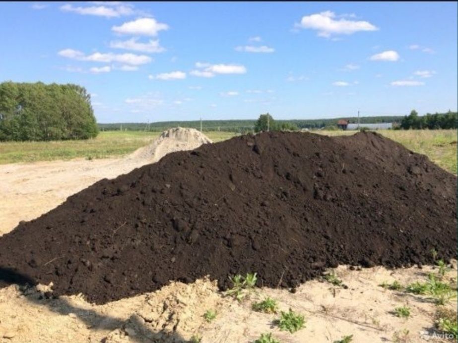 Пісок, щебінь,відсів, чорнозем.