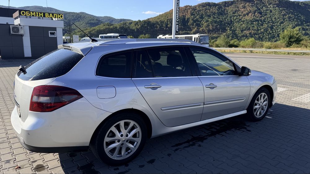 Renault Laguna 2010 VIN VF1KT1R0643178733 фото оголошення 4 з 14