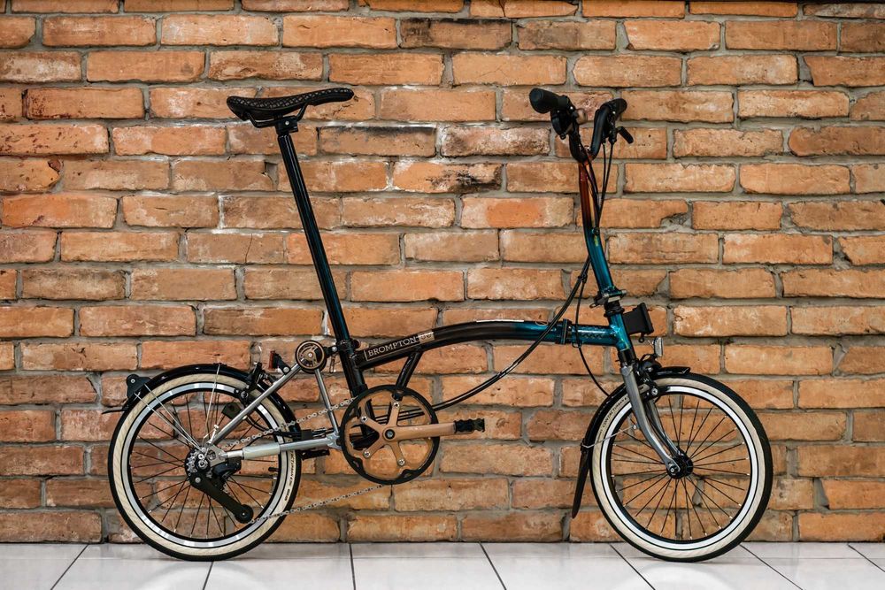 Unikalny Brompton C Line Explore M12L – 50th Anniversary 1975 Edition