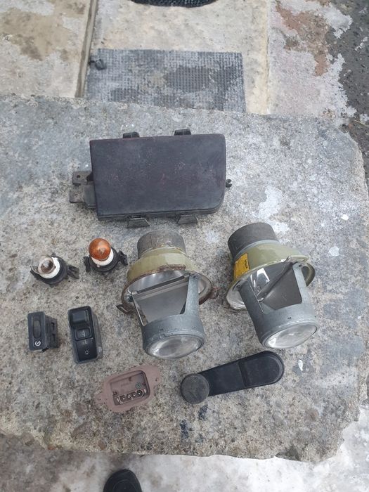 Запчастини та електроніка Bmw e34 (частина проводки)