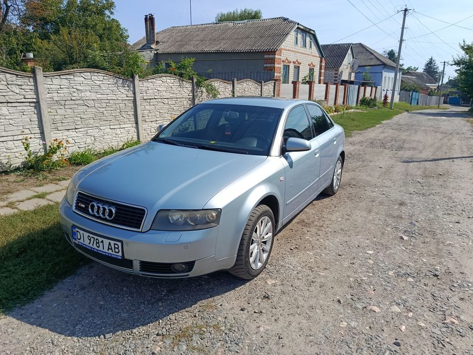 Продаю власну Audi A4 B6 2004 року пуску в дуже збереженому стані та рідкісній багатій комплектації. Машина доглянута, повністю обслугована