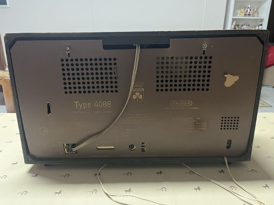 Rádio Grundig 4038