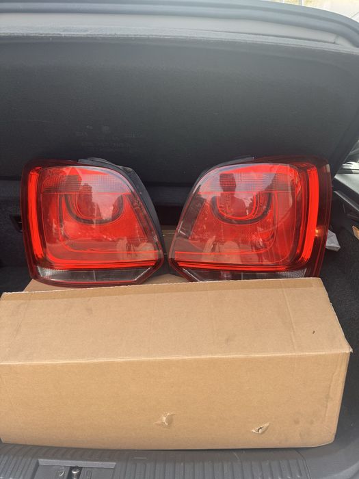 Lampy tylne  prawe i lewe  Polo volkswagen
