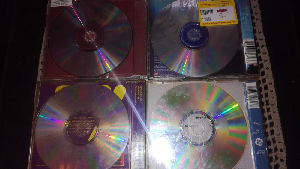 5 singli CD: Intermission,J.Lopez,Grace Jones..