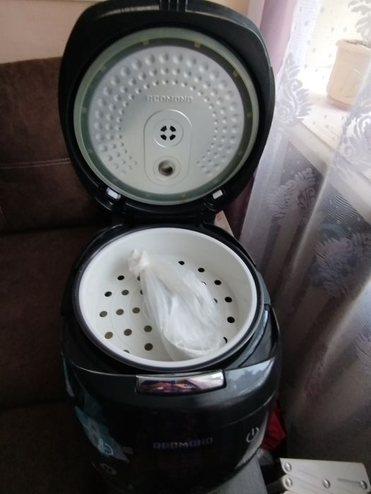 Мультиварка редмонд