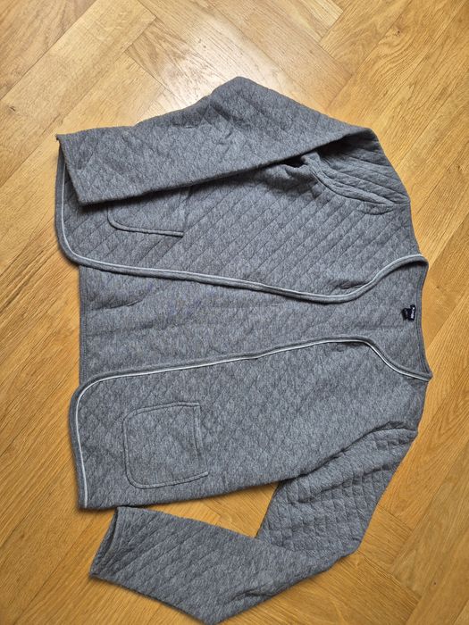 Szare wdzianko dla dziewczynki