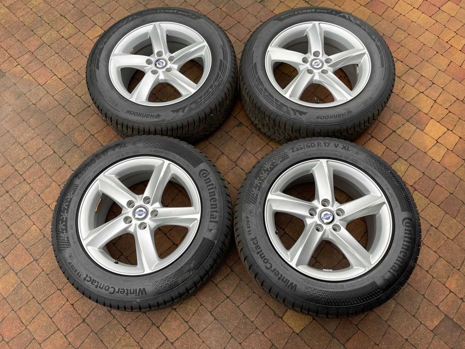 3841. Koła zimowe Volvo XC70 II 5x108 7.5J ET44 215/60/17 2020r