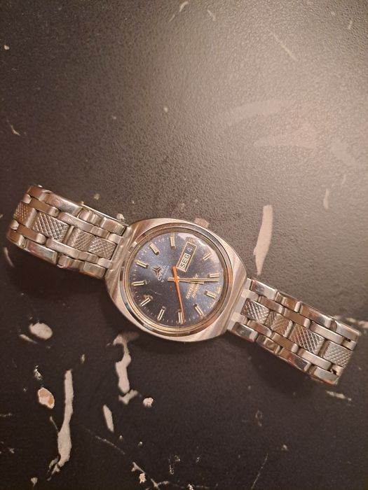 Relógio antigo CYMA  Conquistador Automatic - Bastante Estimado!