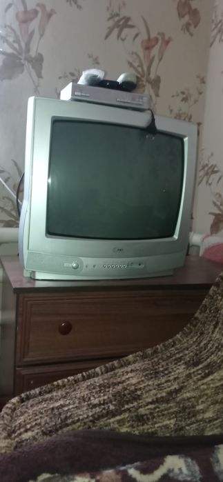 Продам телевізор LG