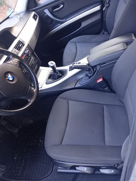 BMW E91 2010r lift 2.0d zadbana