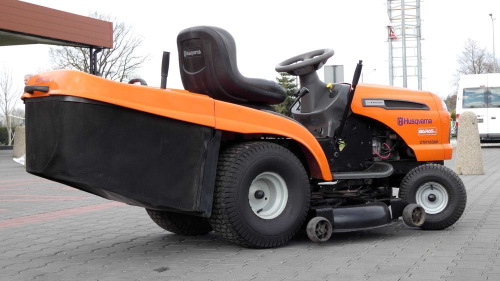 Traktorek kosiarka Husqvarna CTH150XP KAWASAKI (140402.5) - Baras