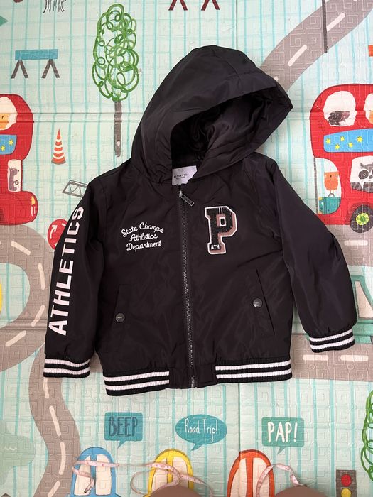 Бомбер reserved.