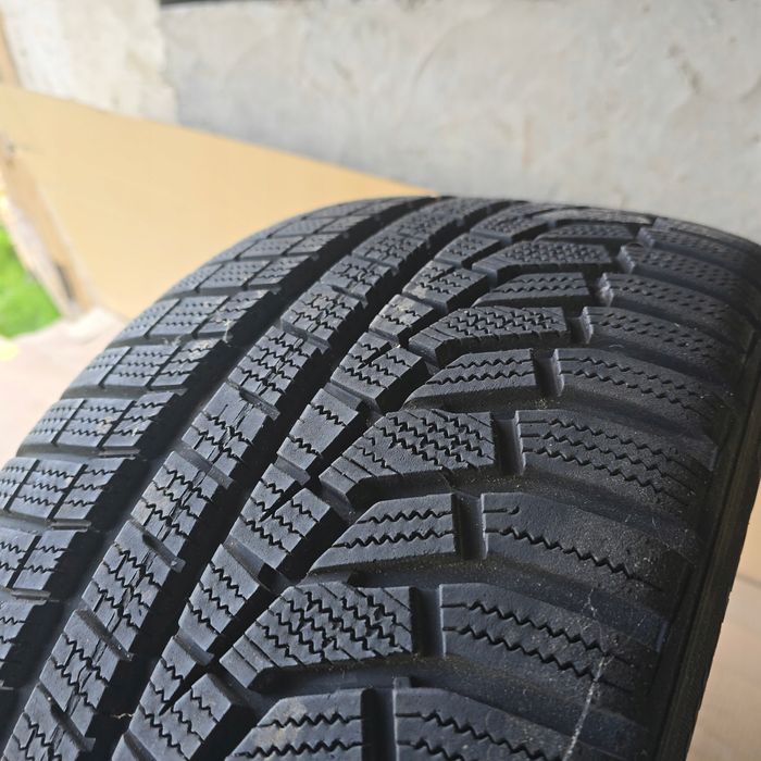 hankook winter i*cept evo 2 255/45r18 103v 7.5mm 19r 1x
