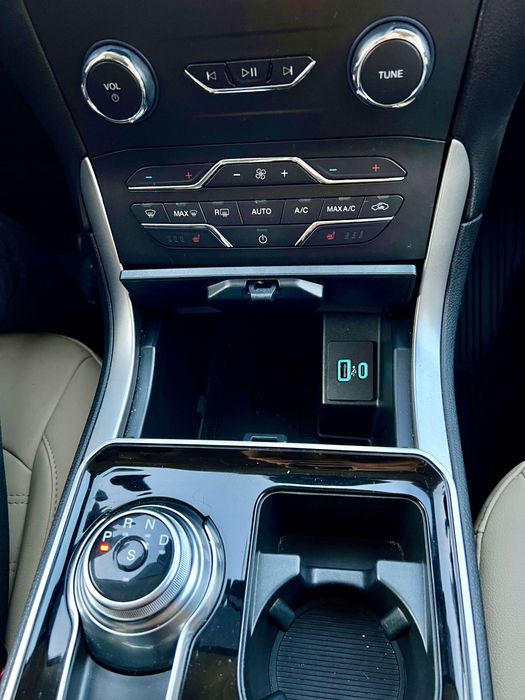 Продам Ford Edge