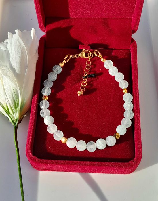 Bransoletka z kamienia naturalnego miętowy Chalcedon.