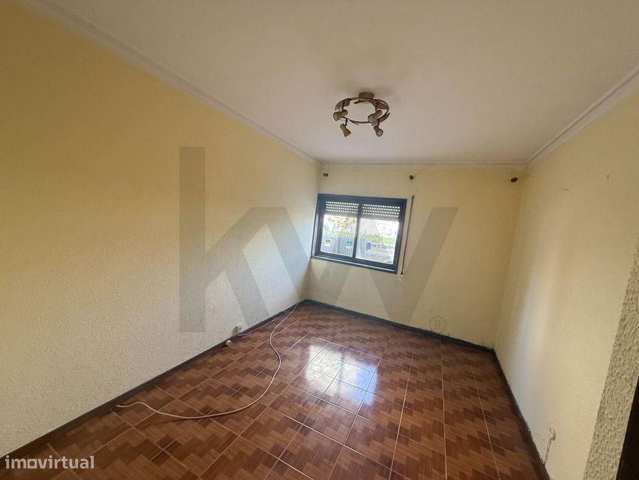 T2+1 com Terraço em Rio Tinto – Excelente Potencial de Valorização