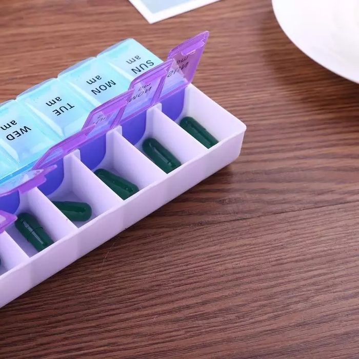 Caixa de medicação manhã e tarde novas com portes incluídos