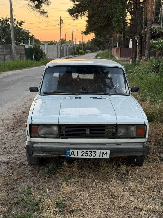Продам ваз 2105 з під діда