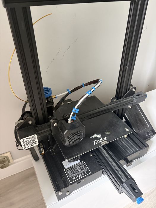 Drukarka 3D Creality Ender 3 V2 – sprawna