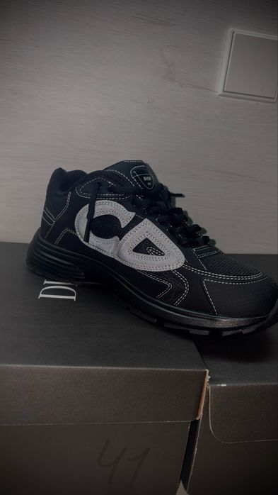 Tênis Dior b30 x Stone Island