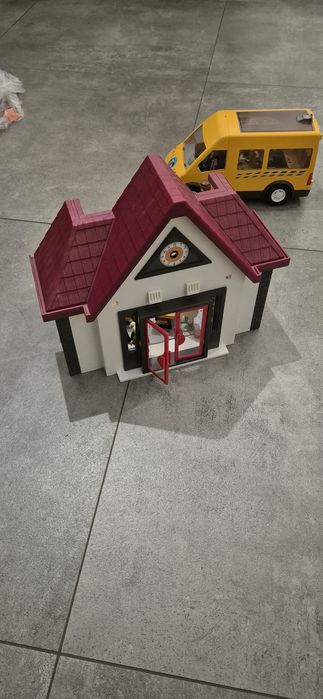 Playmobile zestaw szkola plus autobus szkolny