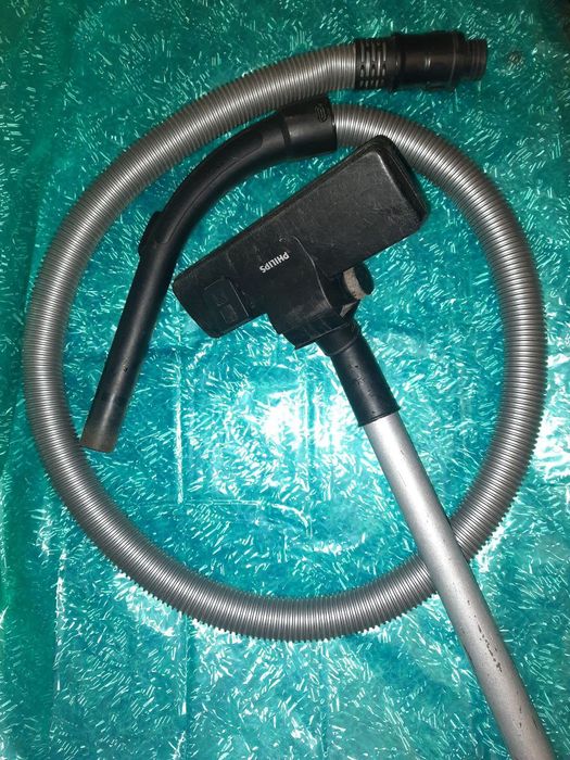 Philips шланг с трубой и щёткой запчасти пылесоса