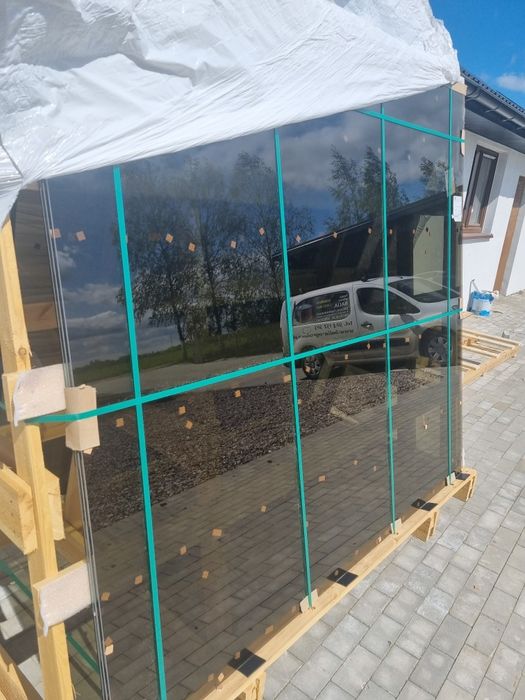 Szyba hartowana do sauny 2x2.2 m