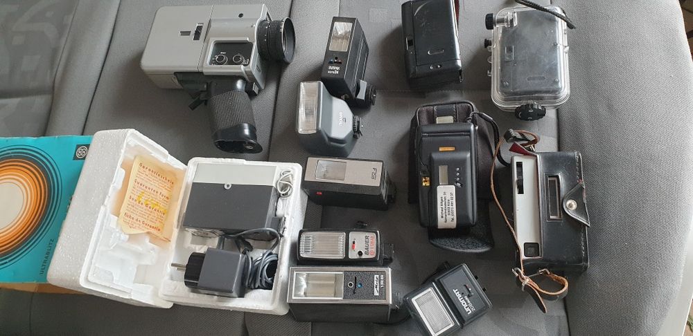 Kolekcja starych aparatów