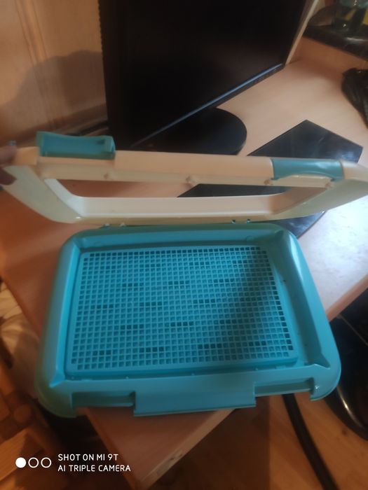 Лоток для собачки