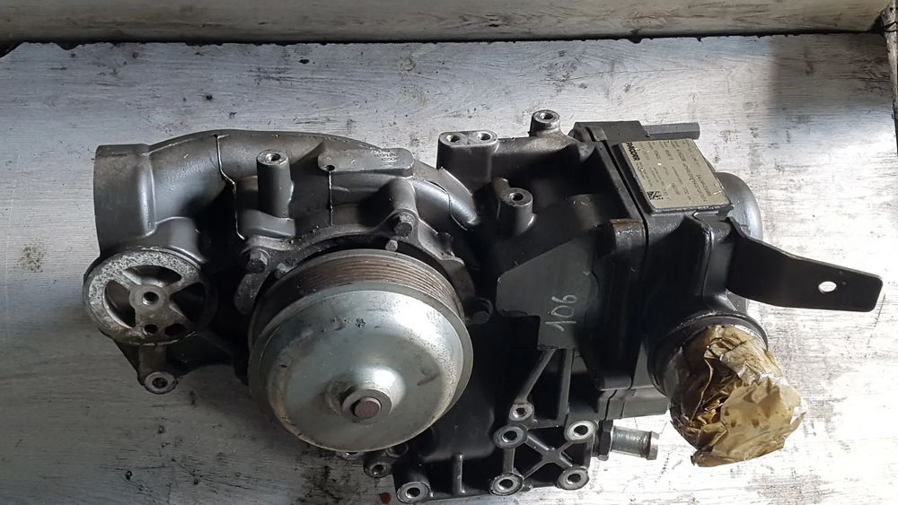 pompa wody bez sprzęgła plus obudowa daf xf 106 euro 6 mx 13 460 , 510 km