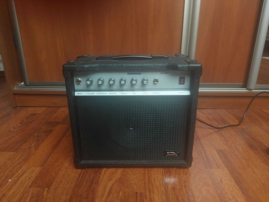 Gitara elektryczna Jackson JS Series Dinky JS11 – Kompletny zestaw (gitara + wszystko oprócz kostek)! Stan idealny!