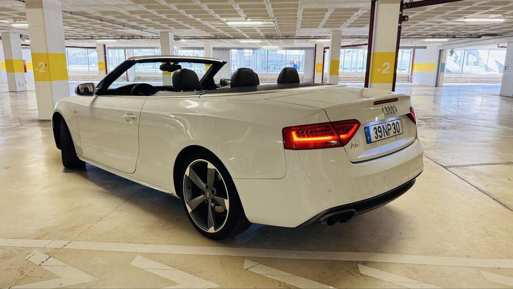 Audi A5 2.0 TDI Cabrio S-Line / Nacional