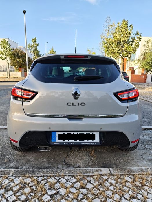 Renault Clio 1.5 dCi 110CV - Initiale Paris