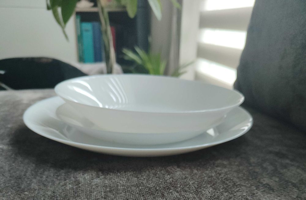 Nowy talerzyk płaski 19 cm OFTAST