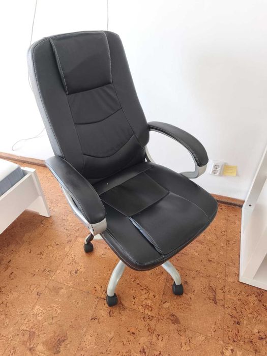 Cadeira de secretaria