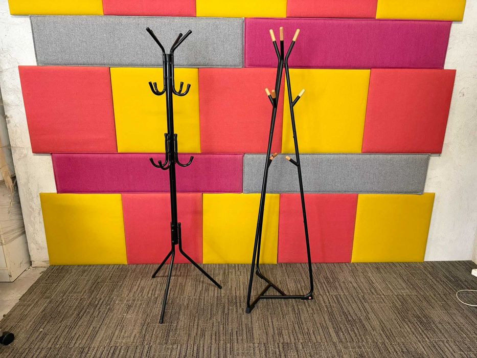 Wieszak wolnostojący czarny prosty okazja!