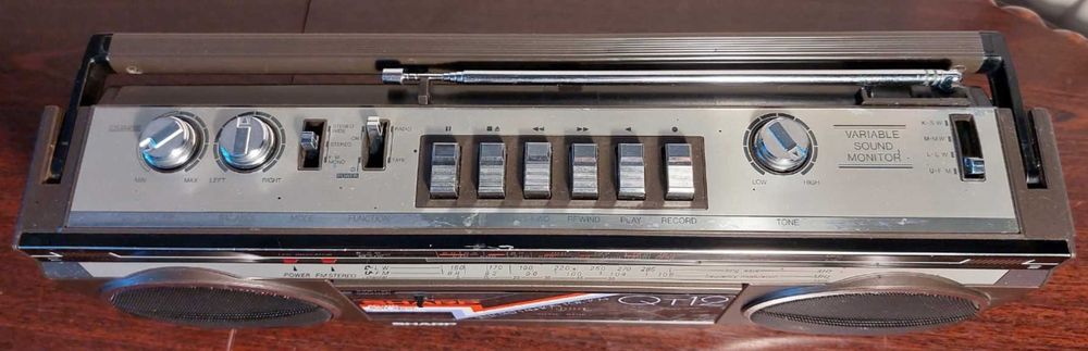 касетна магнітола Sharp QT-12HВ