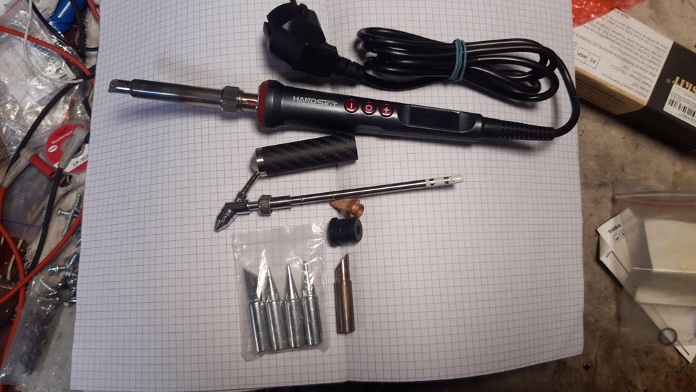 Демонтажний паяльник, оловоотсос під замовлення.
