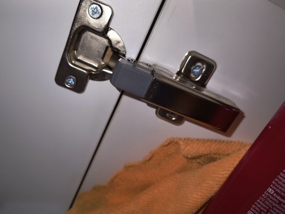 Słupek łazienkowy 180x30 biały akryl zawiasy blum