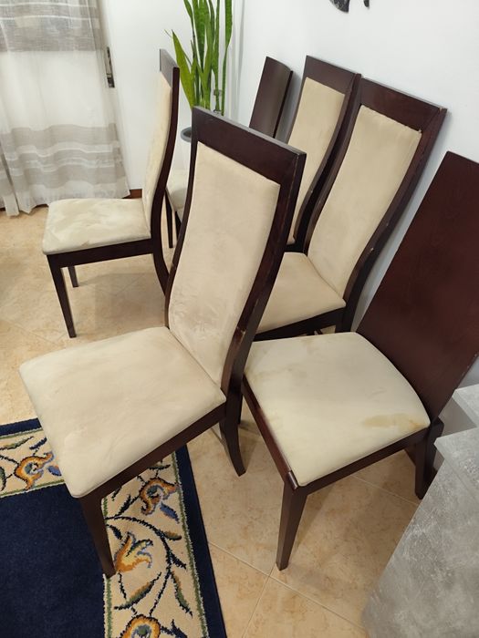 Mesa mais cadeiras