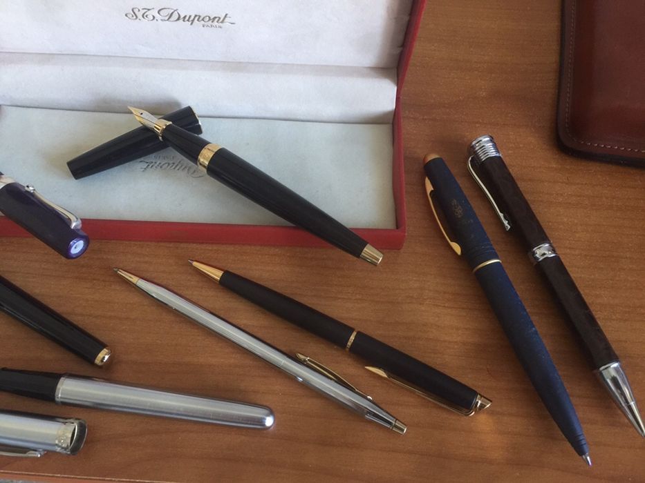 Перьевые и шариковые ручки Mont Blanc,S.T.Dupon,ручка SHEAFFER
